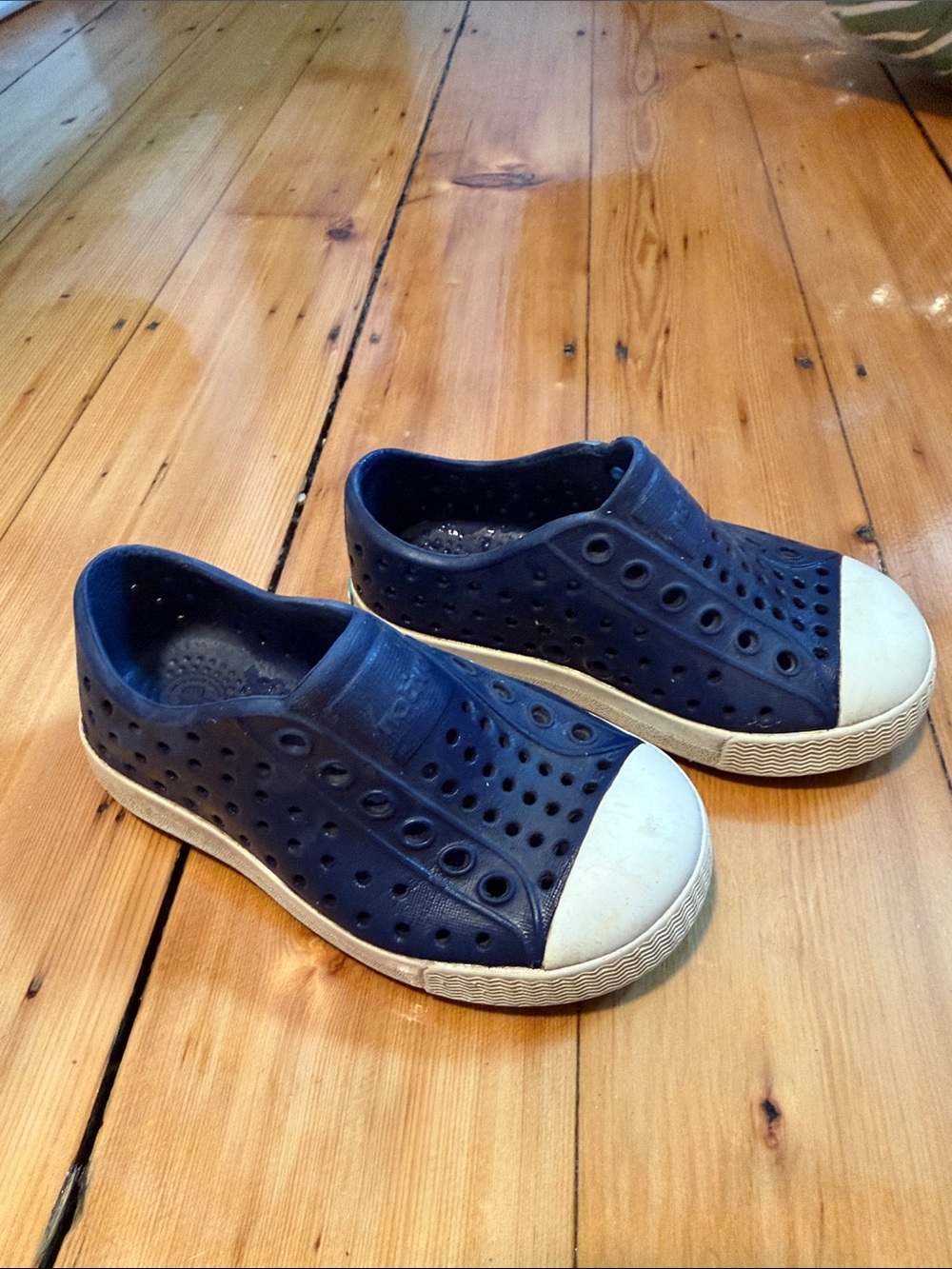 💦Native Jefferson C6 toddler Navy Slip-On Water Shoes - ready for summer!